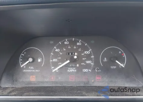 1992 Hyundai Excel Gs z USA, uszkodzony, nr VIN KMHVD32J7NU157375